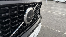 Volvo XC40 2.0 B4P Plus Dark 5dr Auto Petrol Estate